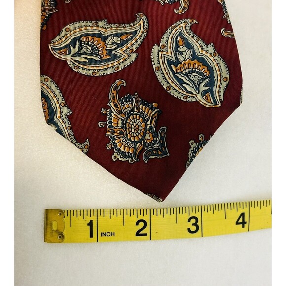 LIBERTY OF LONDON 100% Silk Tie Red Blue Paisley Necktie Made In USA - Picture 10 of 10